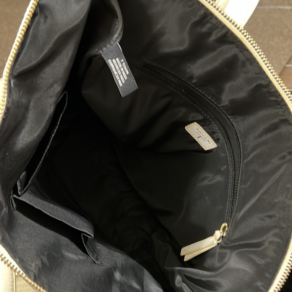Tahari white leather bag - Picture 16 of 16
